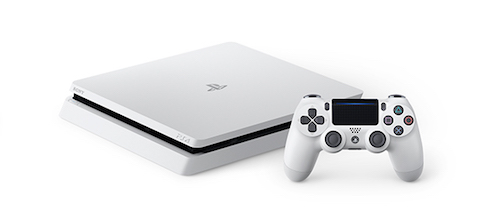 ソニーは新型プレイステーション4（PS4）の新色「グレイシャー・ホワイト」を発売